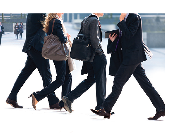 Jobseekers walking to Job News Job Fair